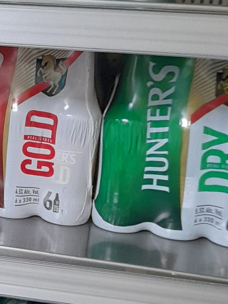 Hunters x 6